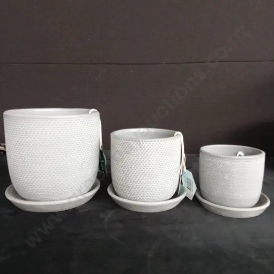 3 GREY PLANT POTS ON BASES