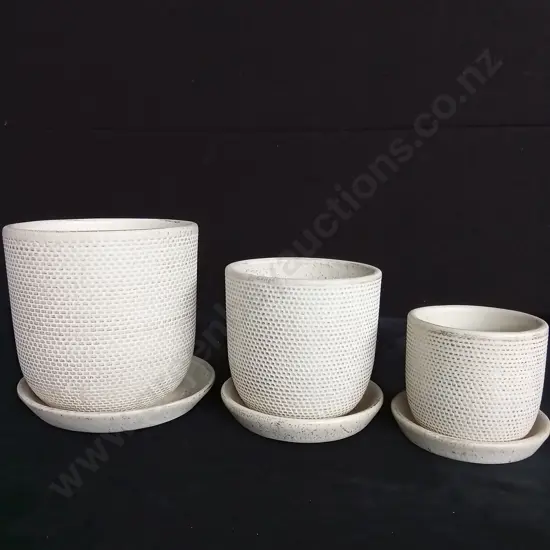 3 SAND PLANT POTS ON BASES