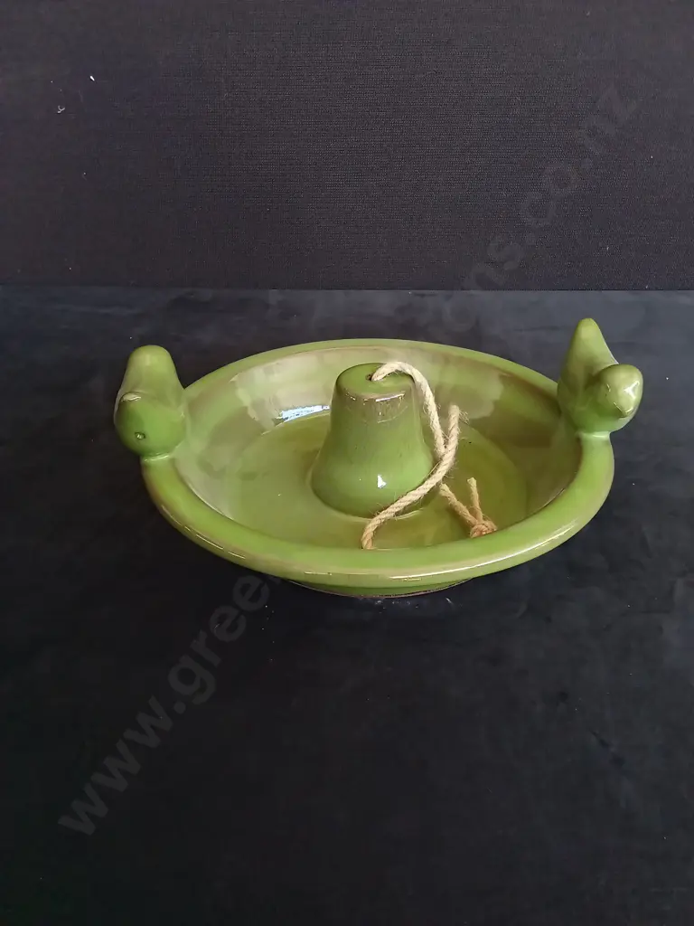 TAKASHO GREEN HANGING BIRD FEEDER Image 1++