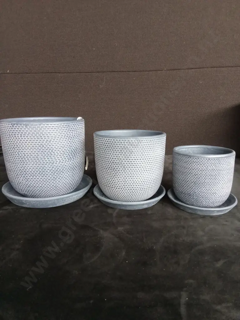 3 BLUE PLANT POTS ON BASES Image 1++