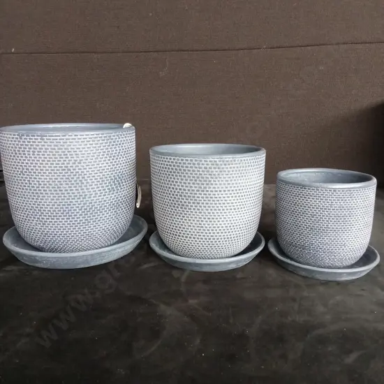 3 BLUE PLANT POTS ON BASES