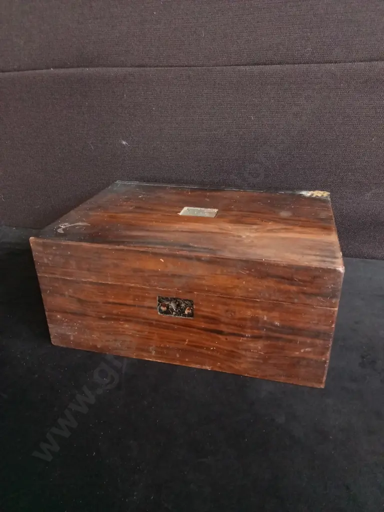 ANTIQUE VICTORIAN STYLE WOODEN BOX W 30 CM Image 1++
