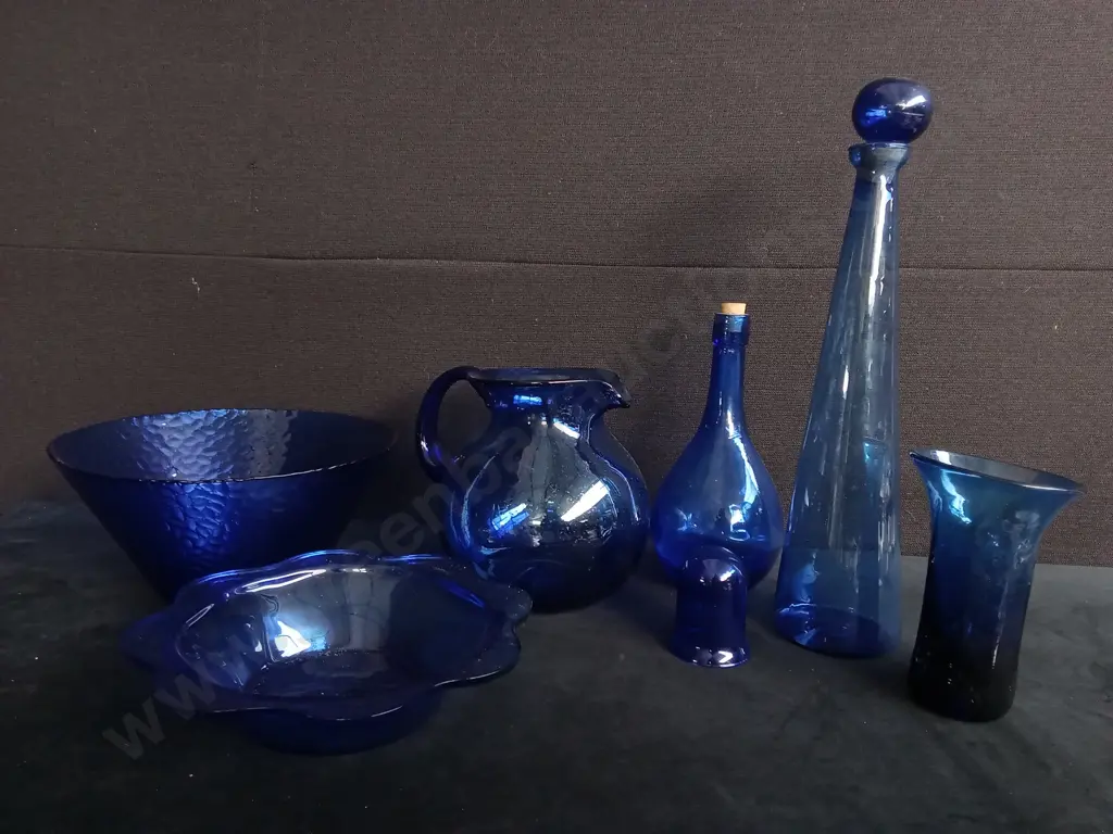 COLLECTION OF COBALT BLUE GLASSWARE Image 1++