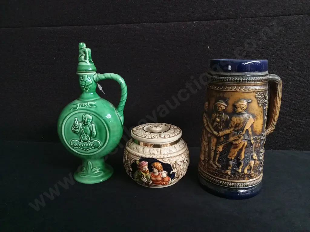 VINTAGE GERMAN CERAMIC BARWARE, GREEN DECANTER, BEER STEIN AND LIDDED POT Image 1++