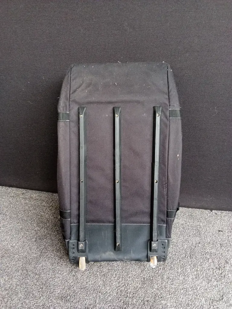 OCEAN-EARTG AUSTRALIA DUFFLE BAG / SUITCASE Image 1++