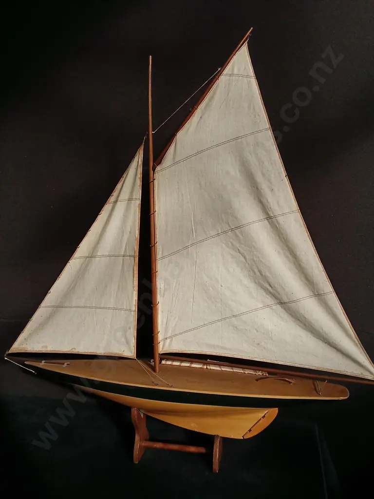 VINTAGE WOODEN SAILBOAT MODEL H 1.09 M Image 1++
