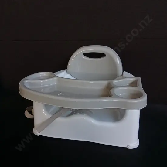 FEEDING BOOSTER SEAT
