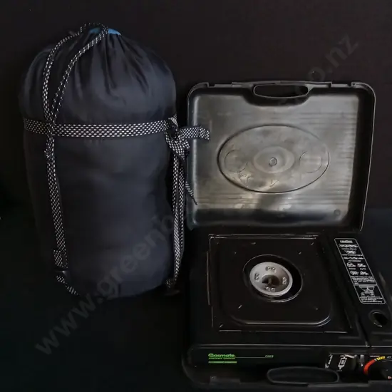 MOUNTAIN DESIGNS SLEEPING BAG AND PORTABLE GAS STOVE
