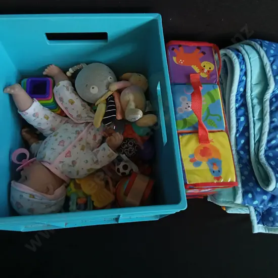 LOT OF BABY ITEMS