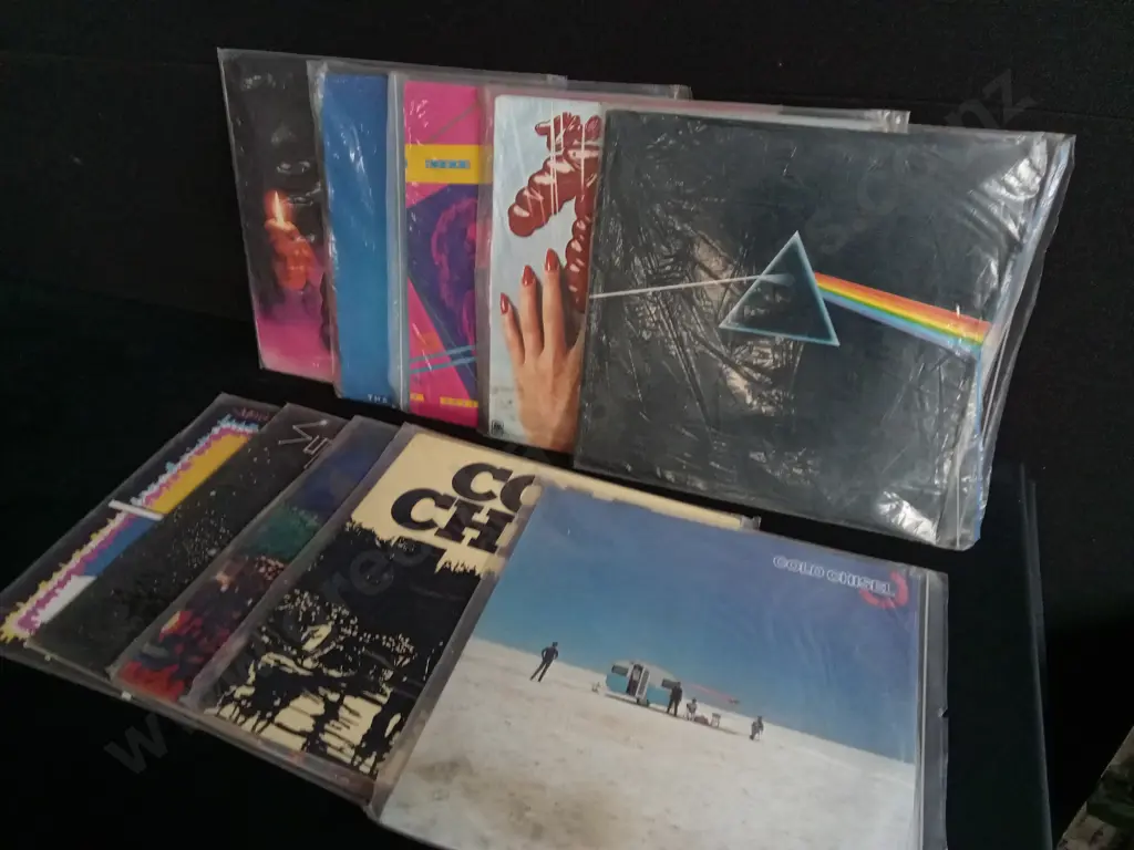 MIX OF 10 VINTAGE RECORDS Image 1++