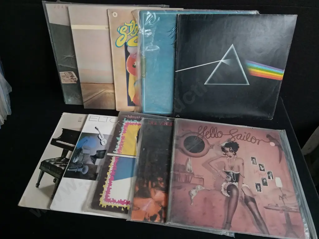 MIX OF 10 VINTAGE RECORDS Image 1++