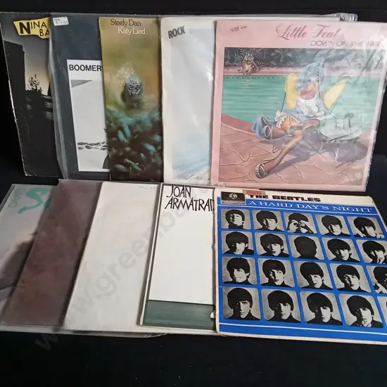 MIX OF 10 VINTAGE RECORDS