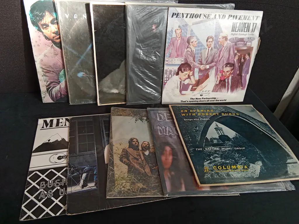 MIX OF 10 VINTAGE RECORDS Image 1++