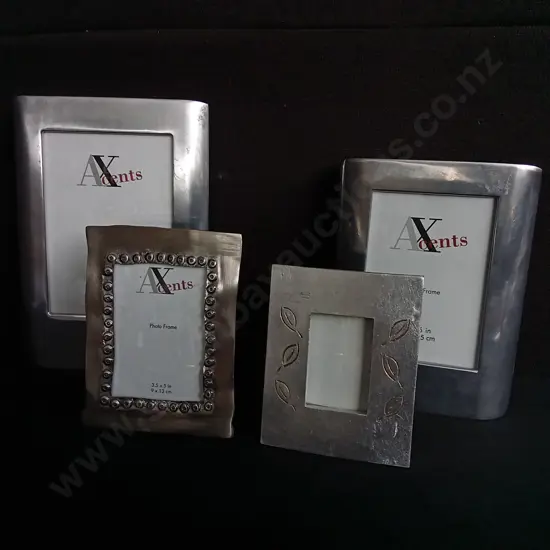 4 PIECES METALLIC SILVER COLOURED PICTURE FRAMES