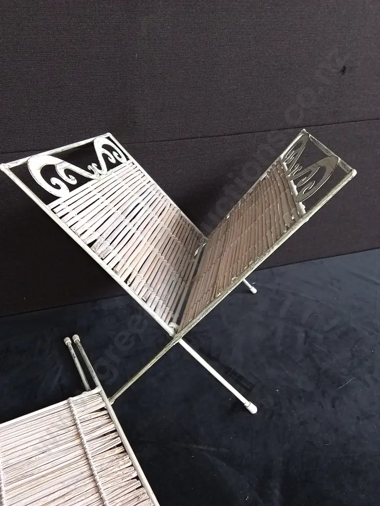 2 VINTAGE MAGAZINE STANDS Image 1++