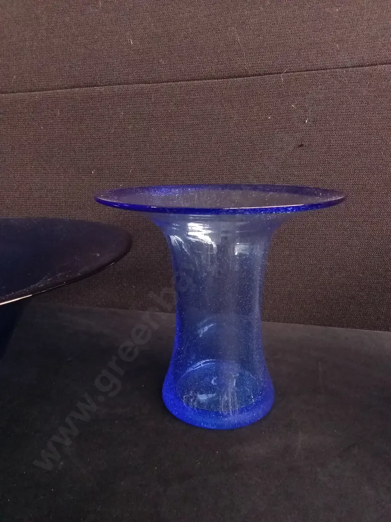 BLUE GLASS VASE AND BOWL Image 1++