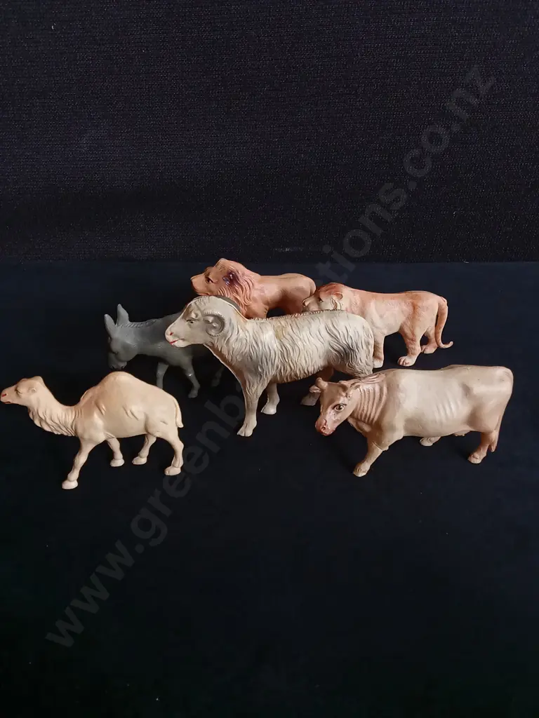 6 PIECES VINTAGE 1940S CELLULOID TOY ANIMAL FIGURES Image 1++
