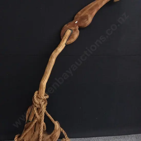 SCULPTURAL HANDCRAFTED WOODEN WAHAIKA H 2.5 M