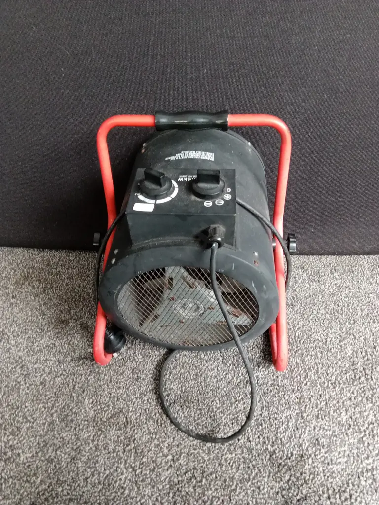 ELECTRIC WORKSHOP FAN HEATER 2.4KW Image 1++