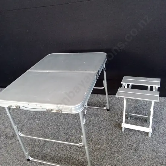 COLEMAN FOLDABLE CAMPING TABLE AND CHAIR