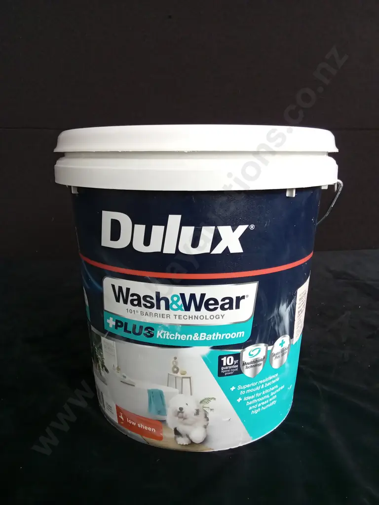 DULUX WASH & WEAR 10 LITRE OF "RICE CAKE" PAINT OPENED Image 1++