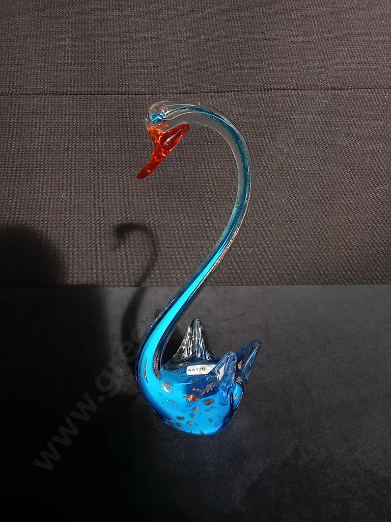 VINTAGE MURANO-STYLE GLASS SWAN Image 1++
