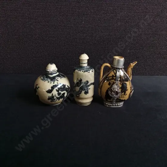 SET OF 3 VINTAGE CHINESE PORCELAIN SNUFF BOTTLES, TALLEST H 7 CM