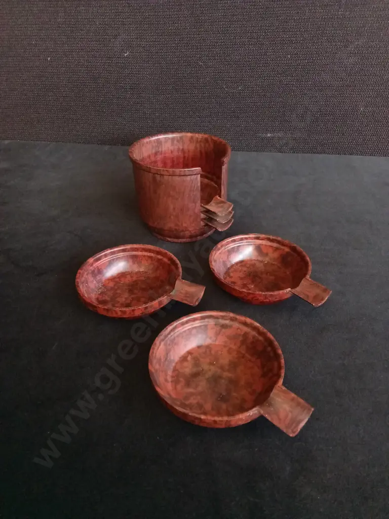 VINTAGE STACKABLE BAKELITE ASHTRAY SET, ART DECO DESIGN Image 1++
