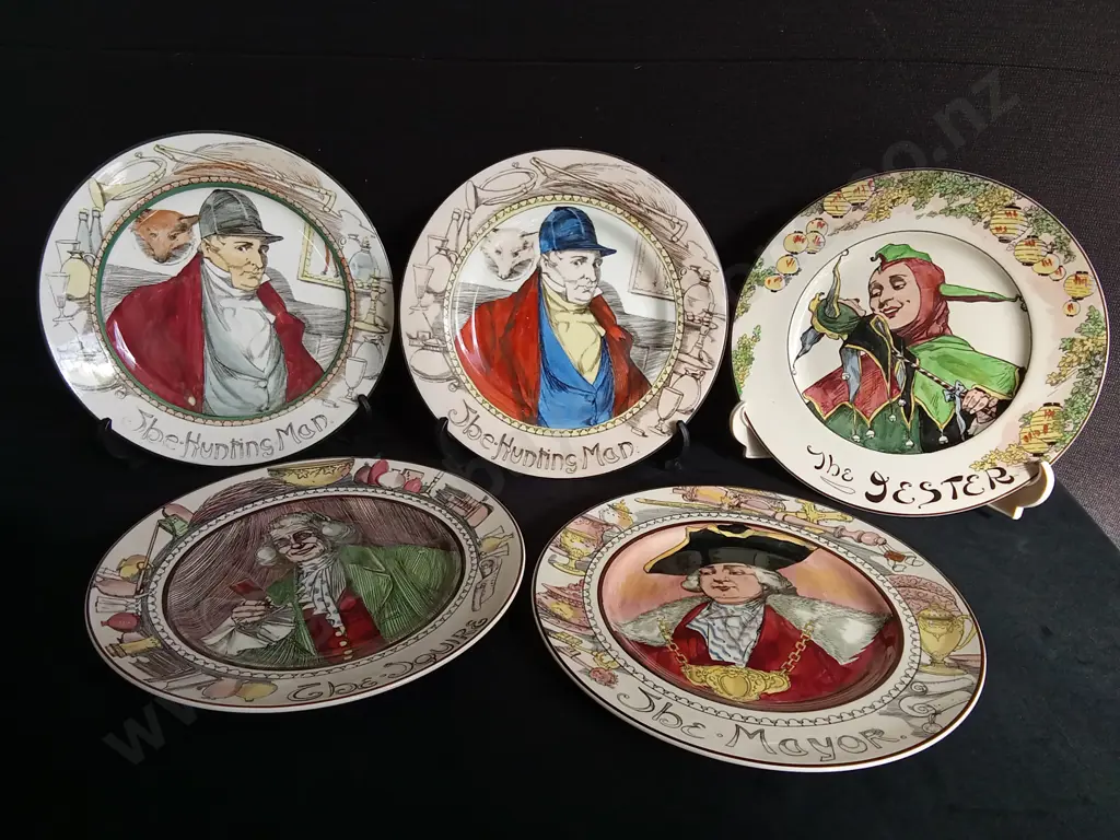 VINTAGE ROYAL DOULTON "THE PROFESSIONALS" SERIES PLATES, SET OF 5, DIAMETER APPROX 26.5 CM Image 1++