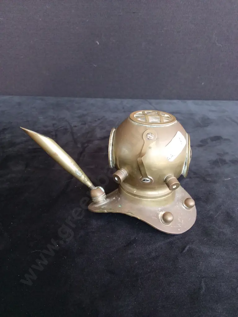 VINTAGE BRASS DEEP SEA DIVER HELMET H10CM Image 1++