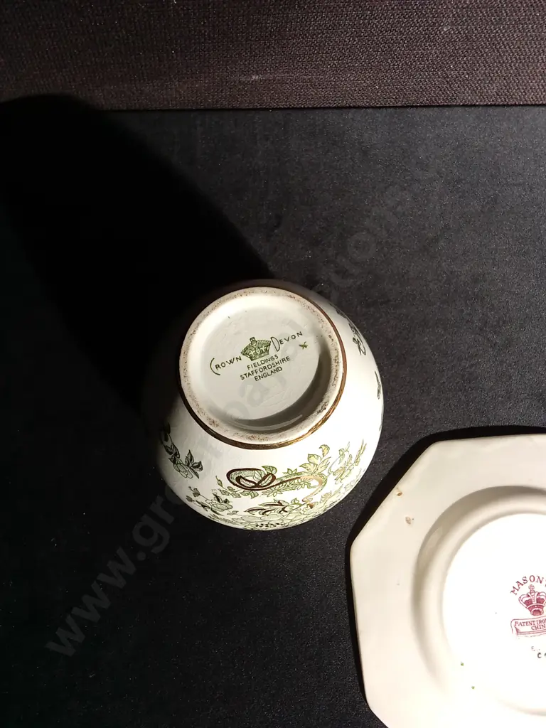 VINTAGE STAFFORDSHIRE CHINOISERIE PAIR, MASON'S IRONSTONE OCTAGONAL PLATE AND CROWN DEVON GINGER JAR Image 1++