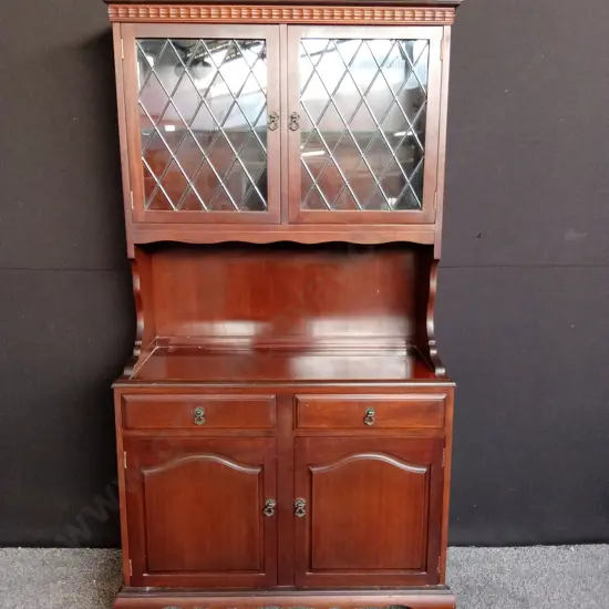 VINTAGE HUTCH DRESSER WITH LEADED GLASS DOORS AND SHELF NOT IN PHOTO - L1m H1.85M D39cm