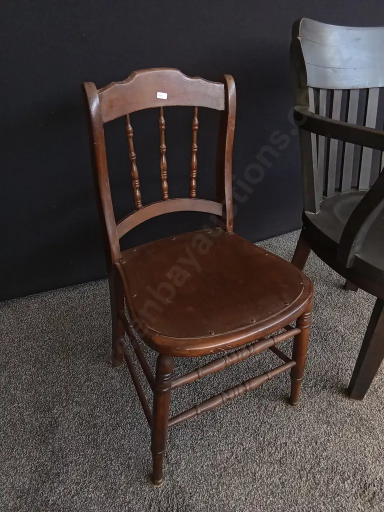 2 VINTAGE WOODEN CHAIRS, INCLUDING BANKER STYLE WOODEN ARMCHAIR Image 1++