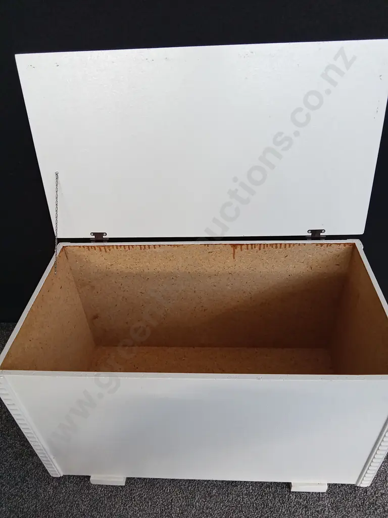 WOODEN TRUNK L82CM D45CM H50CM Image 1++