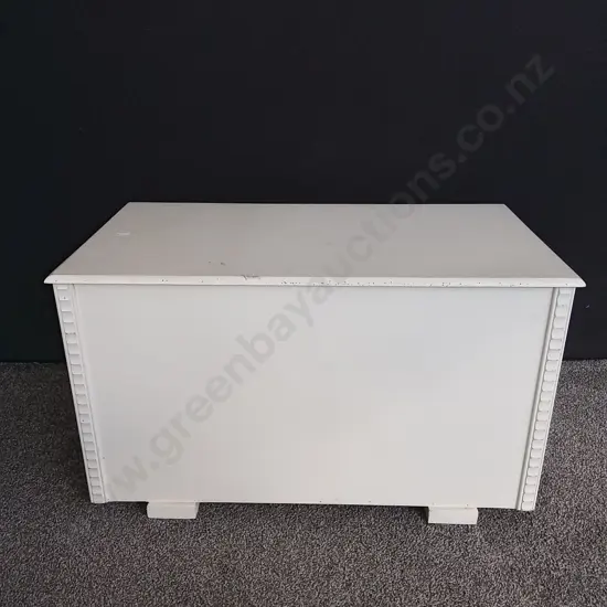WOODEN TRUNK L82CM D45CM H50CM