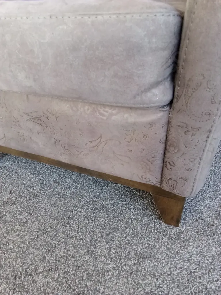 HIGH BACK ACCENT CHAIR WITH PAISLEY PATTERN H93CM Image 1++