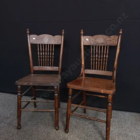 PAIR OF ANTIQUE OAK SPINDLE BACK CHAIRS