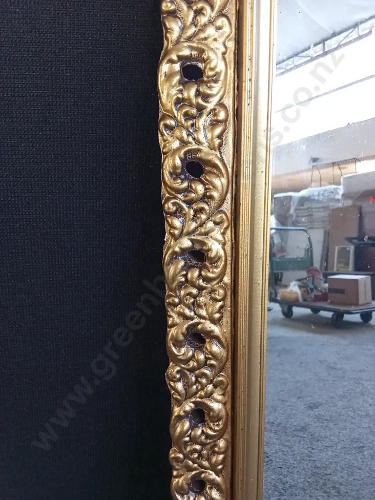 ANTIQUE GILT MIRROR WITH CARVED GOLDEN COLOURED FRAME H1.17M L71CM Image 1++