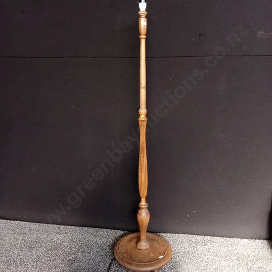 LAMP STAND WITH NO PLUG H1.34M