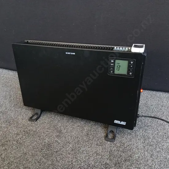 ARLEC 2400W BLACK PANEL HEATER WITH REMOTE, WORKING