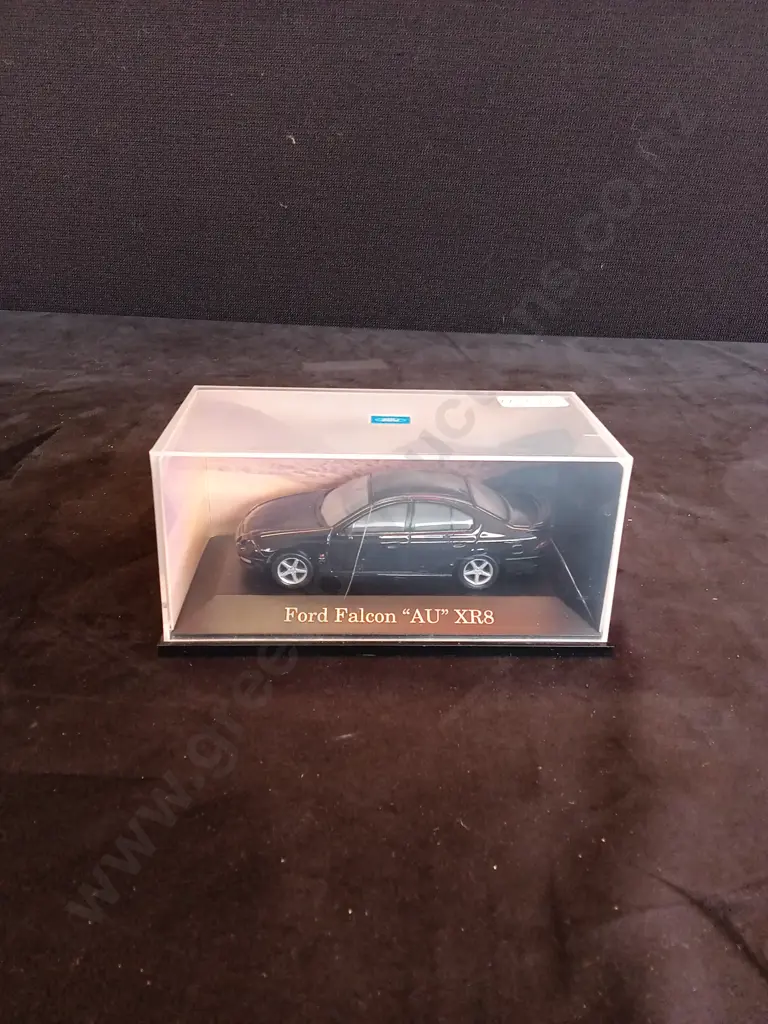 FORD FALCON AU XR8 1:43 MODEL Image 1++
