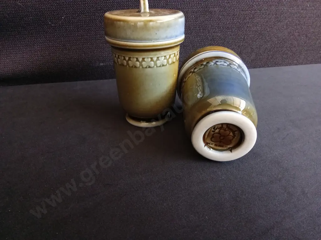 PAIR OF VINTAGE WADE IRISH PORCELAIN EGG CODDLERS, H 9.5 CM Image 1++