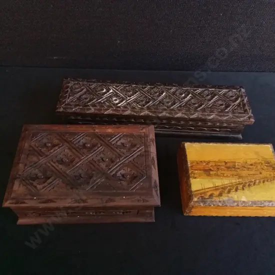 VINTAGE HAND CARVED WOODEN KEEPSAKE AND TRINKET BOXES, 3 PIECES