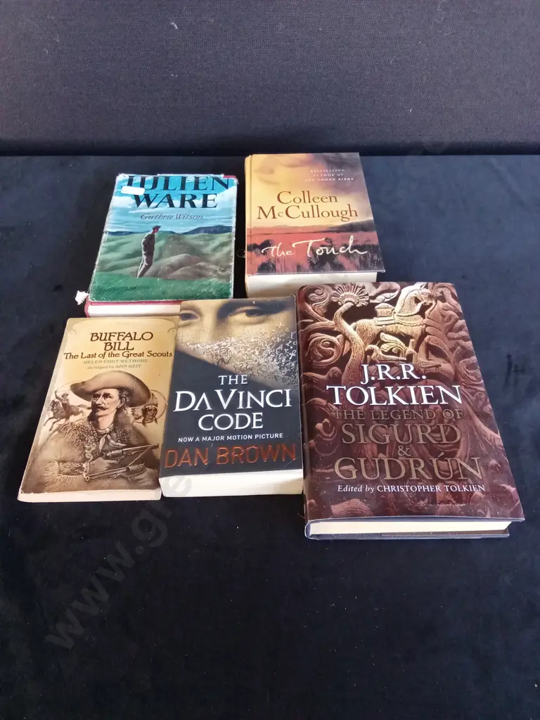 5 BOOKS Image 1++
