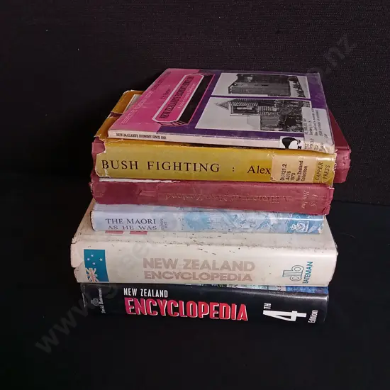 6 BOOKS ON NEW ZEALAND