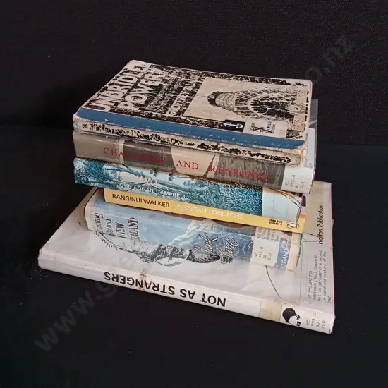 6 NEW ZEALAND BOOKS