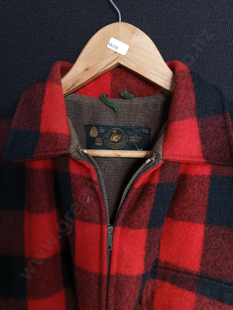 SWANDRI PURE VIRGIN WOOL CHECK JACKET Image 1++