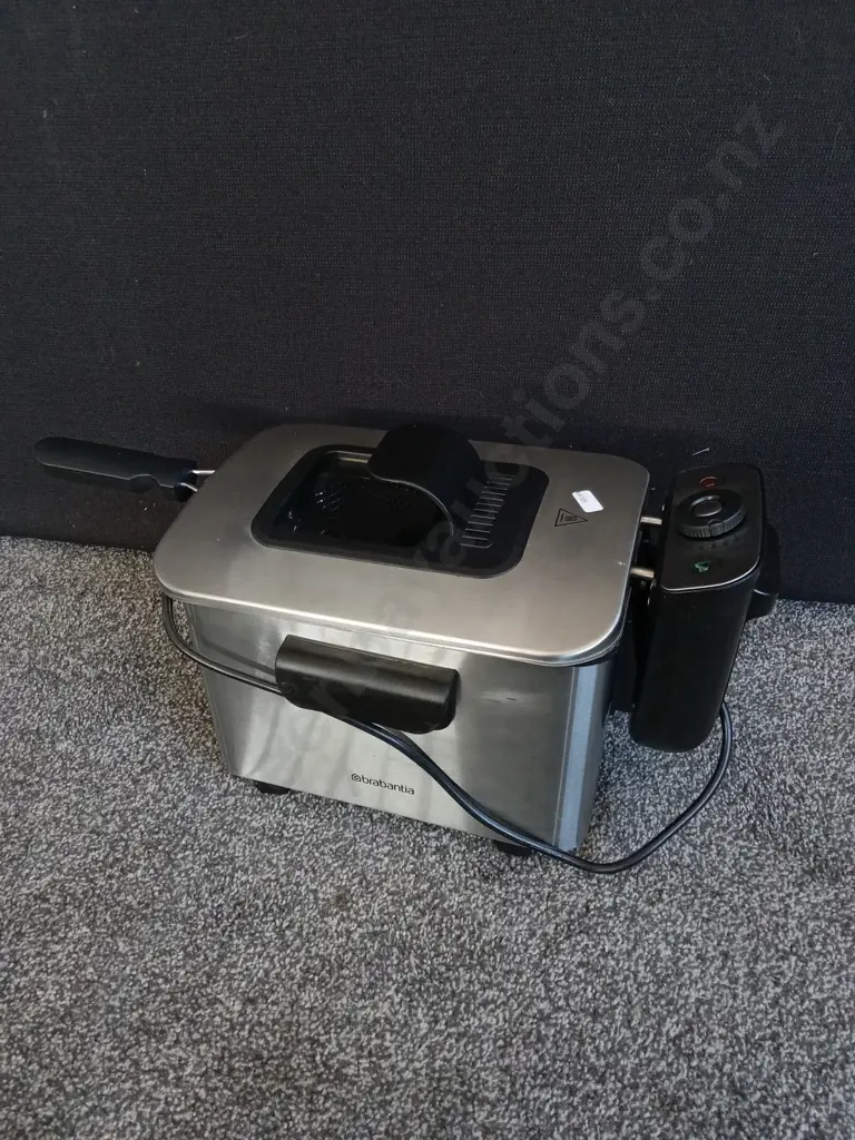 BRABANTIA DEEP FRYER, WORKING Image 1++