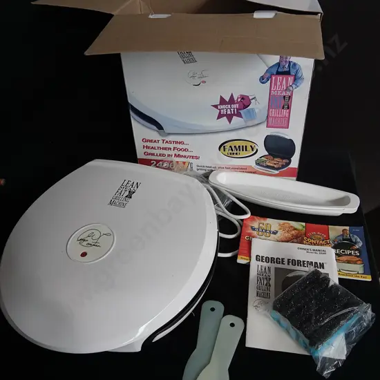 BRAND NEW GEORGE FOREMAN LEAN MEAN FAT GRILLING MACHINE