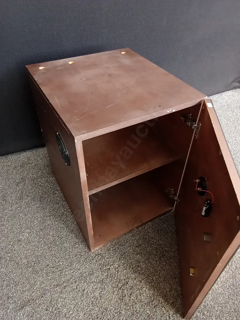 INDUSTRIAL STYLE CABINET, H 60 CM X W 45 CM X D 52 CM Image 1++